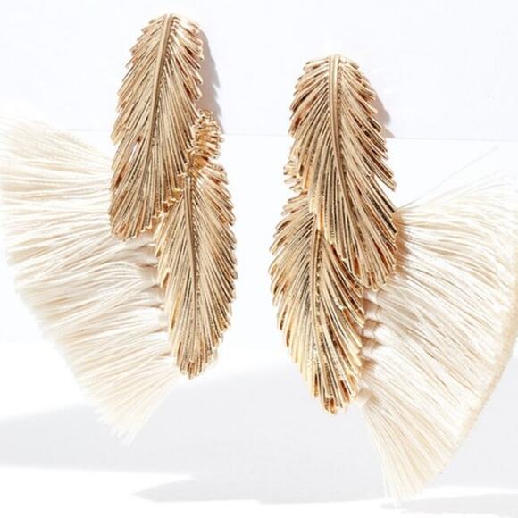 India Hicks Golden Beach Feather Fringe Earrings - Picture 1 of 7